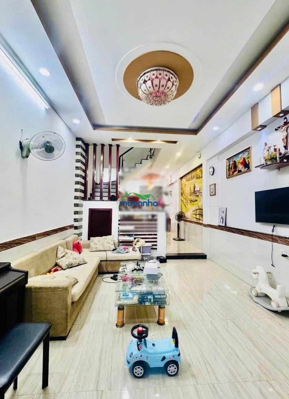 Đường 6m, dt: 4x20 (80m²), nhà 3 tầng, mã lò, nhanh mới kịp