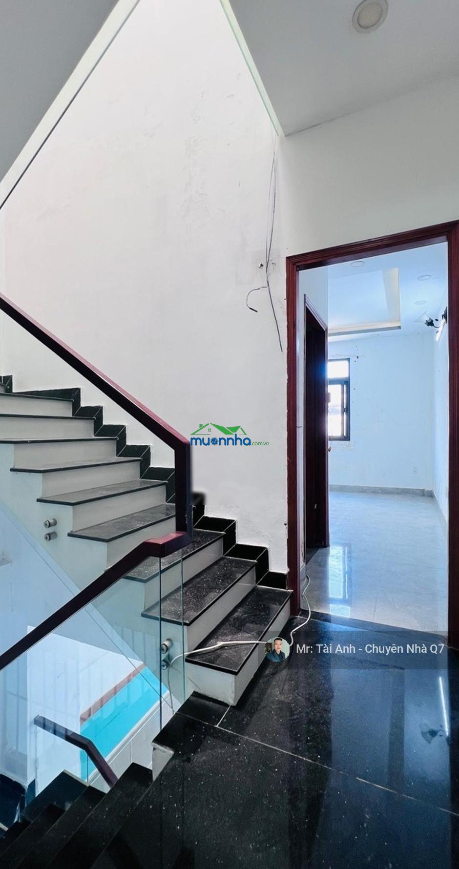 Bán nhà quận 7 4 tầng gần nguyễn văn linh - ô tô đậu cửa - 4pn - giá 7,9 tỷ - 2