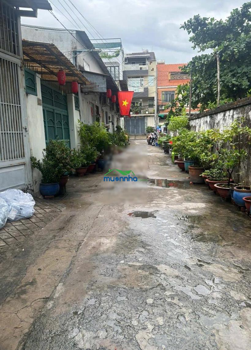 Chỉ 87 triệu/m2 đất hẻm xe hơi ngay coopmart bình triệu. tặng thêm nhà cấp 4 - 3