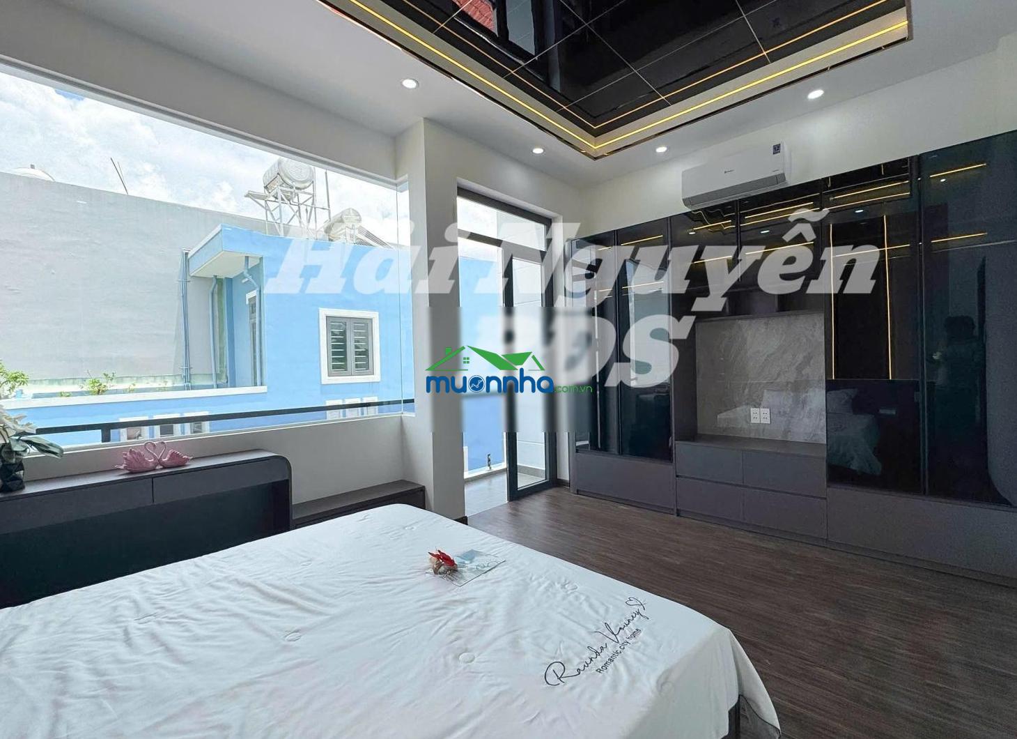Nhà đẹp 5x12m, 3 tầng, full nội thất, huỳnh tấn phát q7 - cạnh phú mỹ hưng