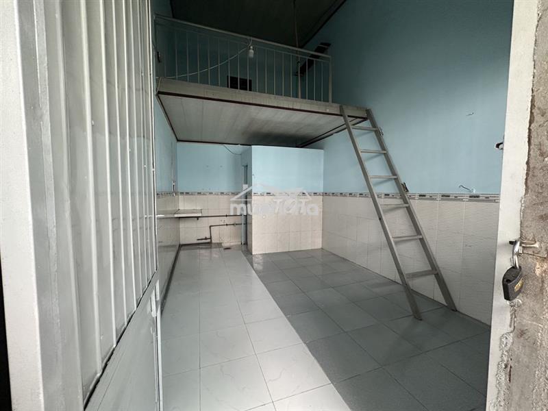 PHÒNG TRỌ ĐƯỜNG TL15,THẠNH LỘC, GÁC LỬNG +TOILET RIÊNG HỢP CHO SV,NVVP