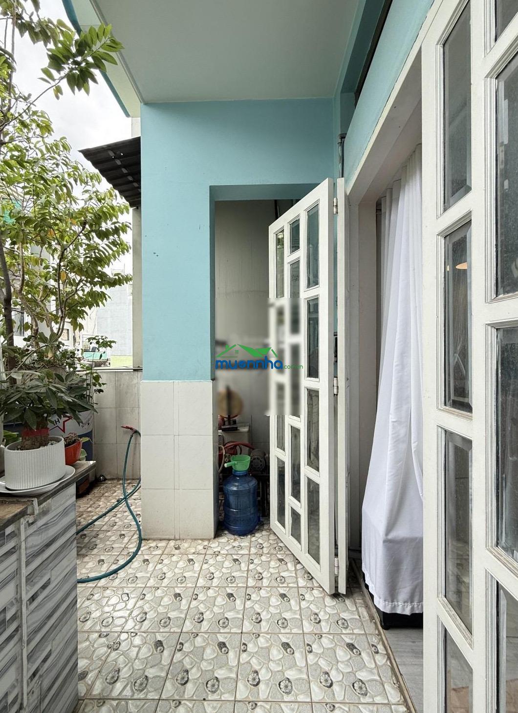 Nhà ngon 4 tầng - 70m2(4,,1x17) nở hậu - 5pn - ngay gò dầu - aeonmall tp - chủ gấp bán - 4