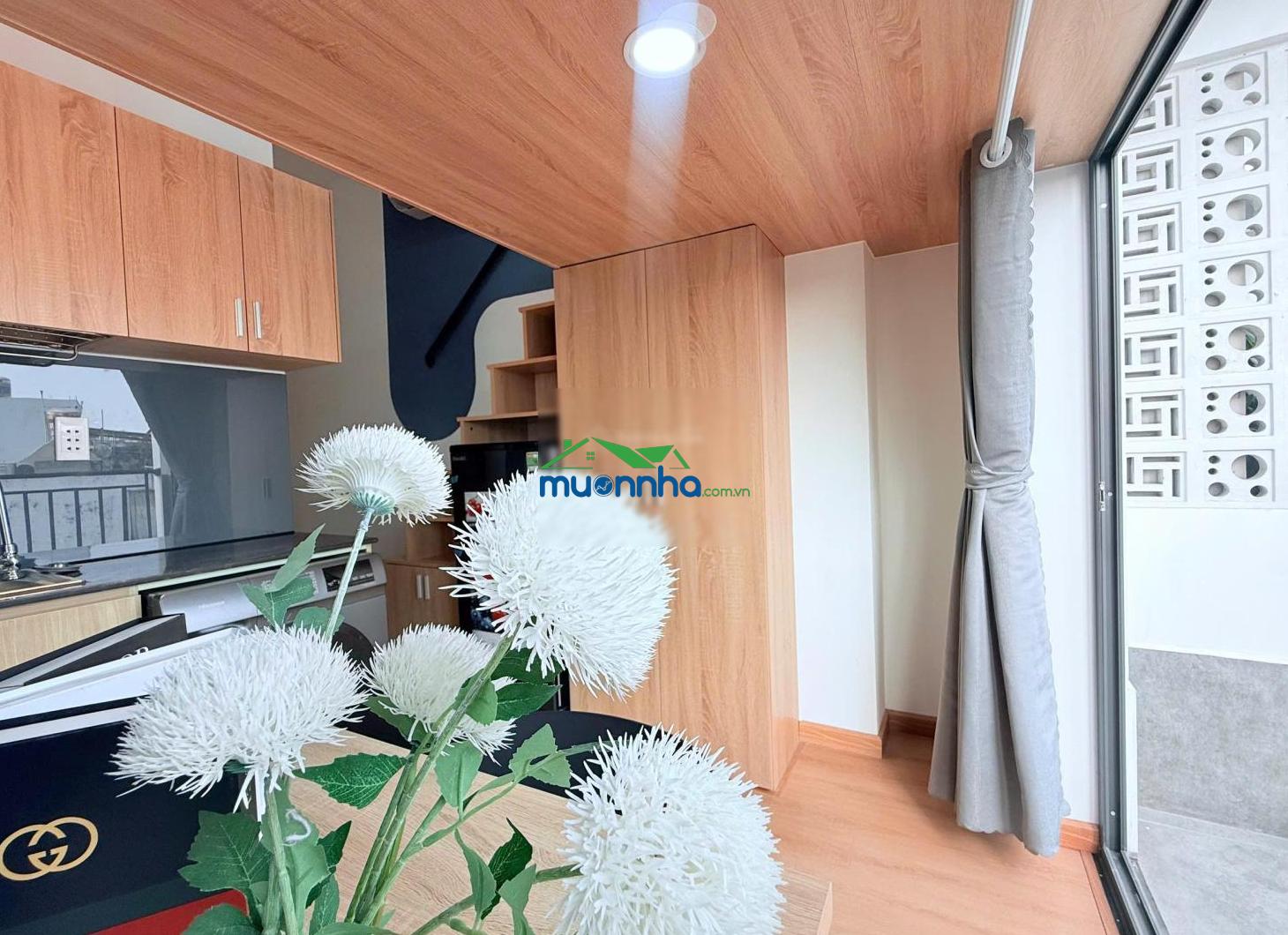 Nhà góc 2mt công viên gò vấp hd thuê 90tr/th