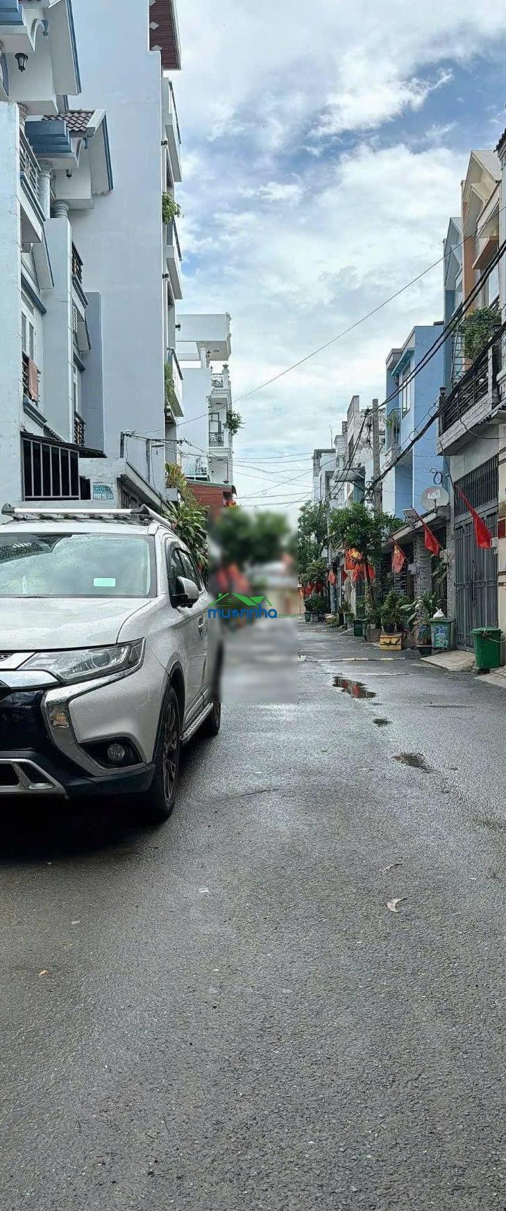 Chỉ 5.x tỷ - nhà đẹp 4 tầng btct - dt 4.5x14m - hẻm xe hơi thông sát lê trọng tấn - 4