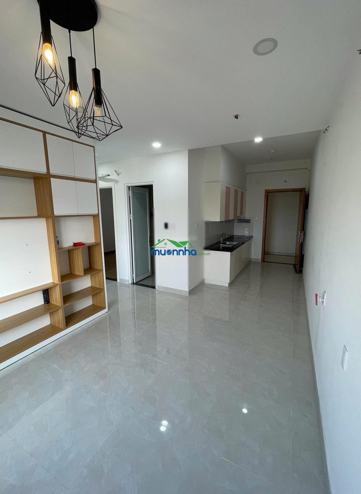 Cho thuê căn 78m2 saigon intela lầu thấp full nội thất đẹp chỉ 9tr ở liền ( 3 pn, 3 toilet)