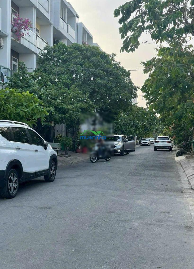 Siêu vị trí ngay đh văn lang. đặng thùy trâm-bình lợi. p13. bình thạnh(4.5x17m) nhà đẹp nhỉnh 12 tỷ