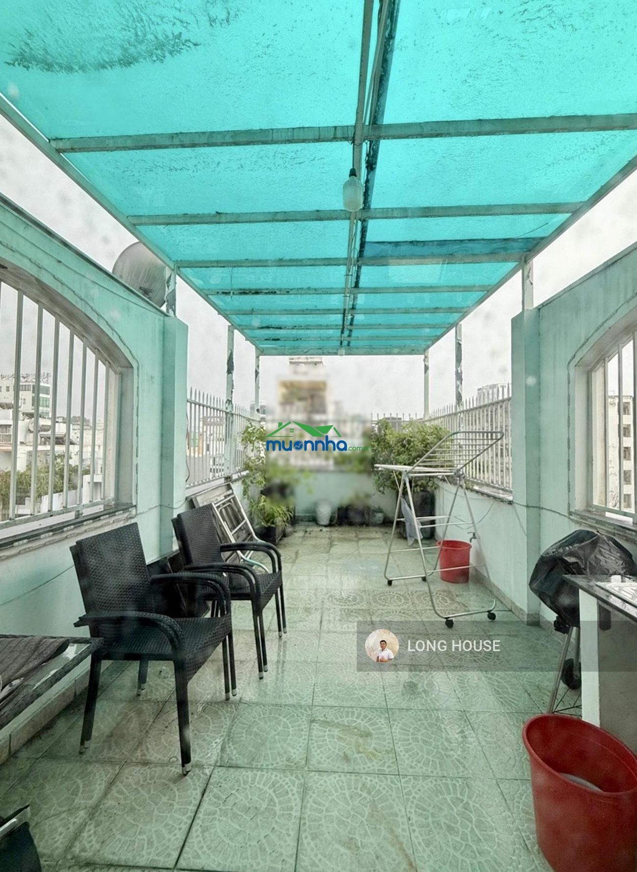 Nhà 5 tầng 70m², oto quay đầu gần nhà, đi bộ 5 tới cầu bông - qua q.1 - 4
