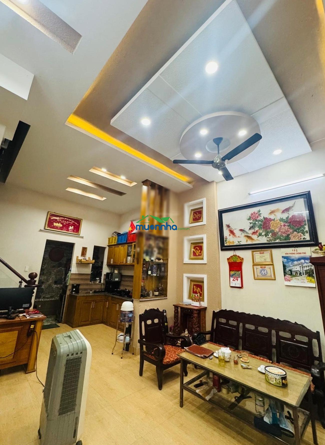 Chỉ 2,7 tỷ - nhà 2 tầng - ngay võ văn hát - lã xuân oai - 3pn - đầy đủ công năng - còn thương lượng