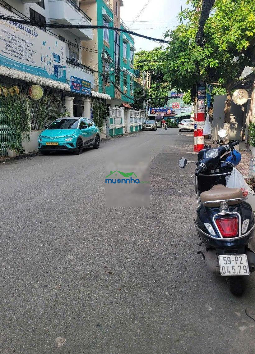Quá hiếm,gần ga t3-rộng đẹp giá tốt-kẹt bán nhà 4.5x15-3 tầng-hẻm 8m thông-hoàng hoa thám tân bình - 3