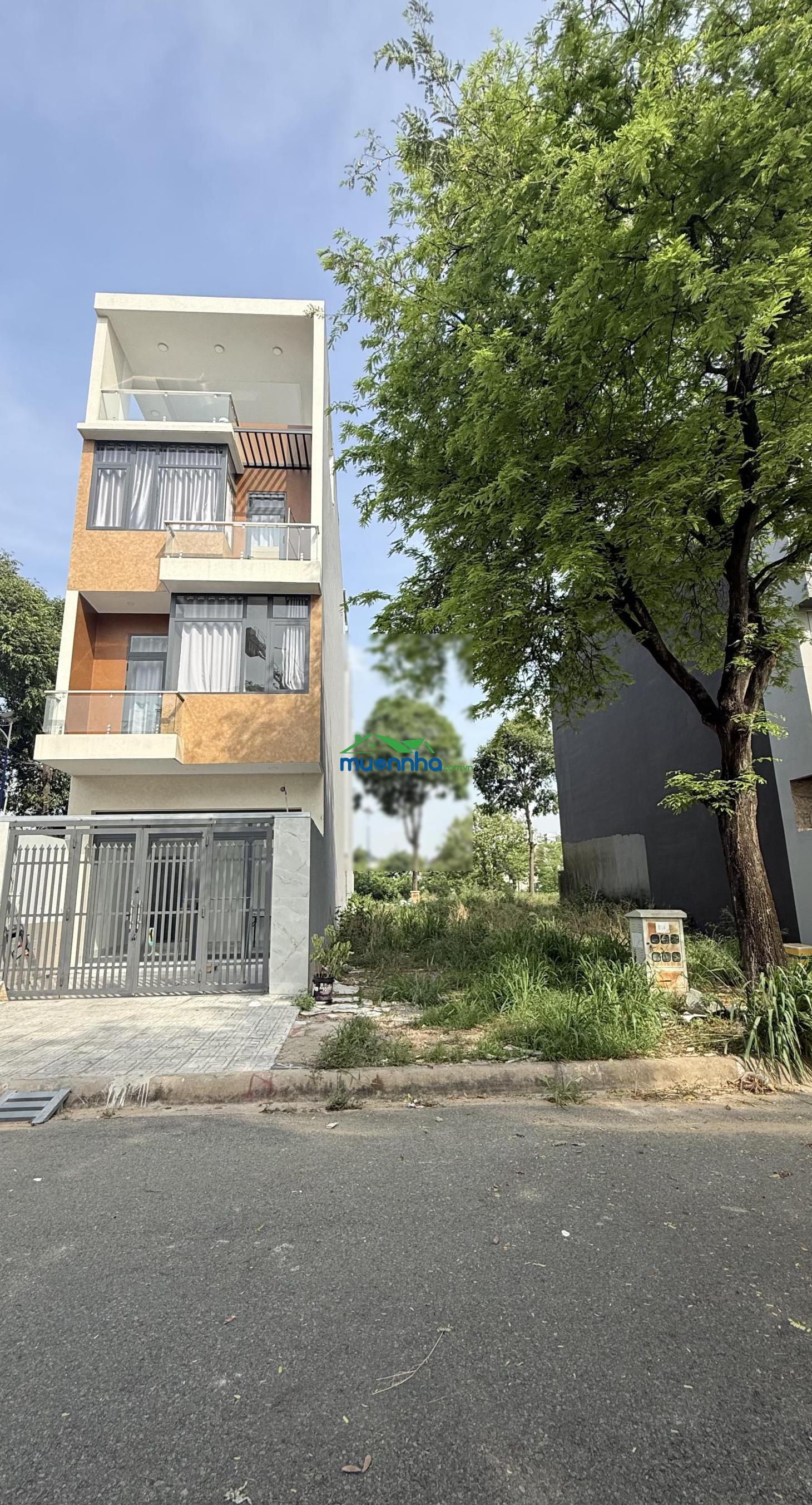 Cần bán lô đất 100m2 đối diện chung cư trong khu đô thị bình nguyên - 2