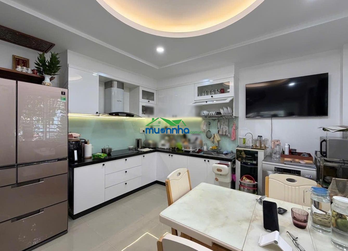 Nhà đẹp phan xích long hẻm xe hơi căn góc 2 mặt thoáng 9,xtỷ