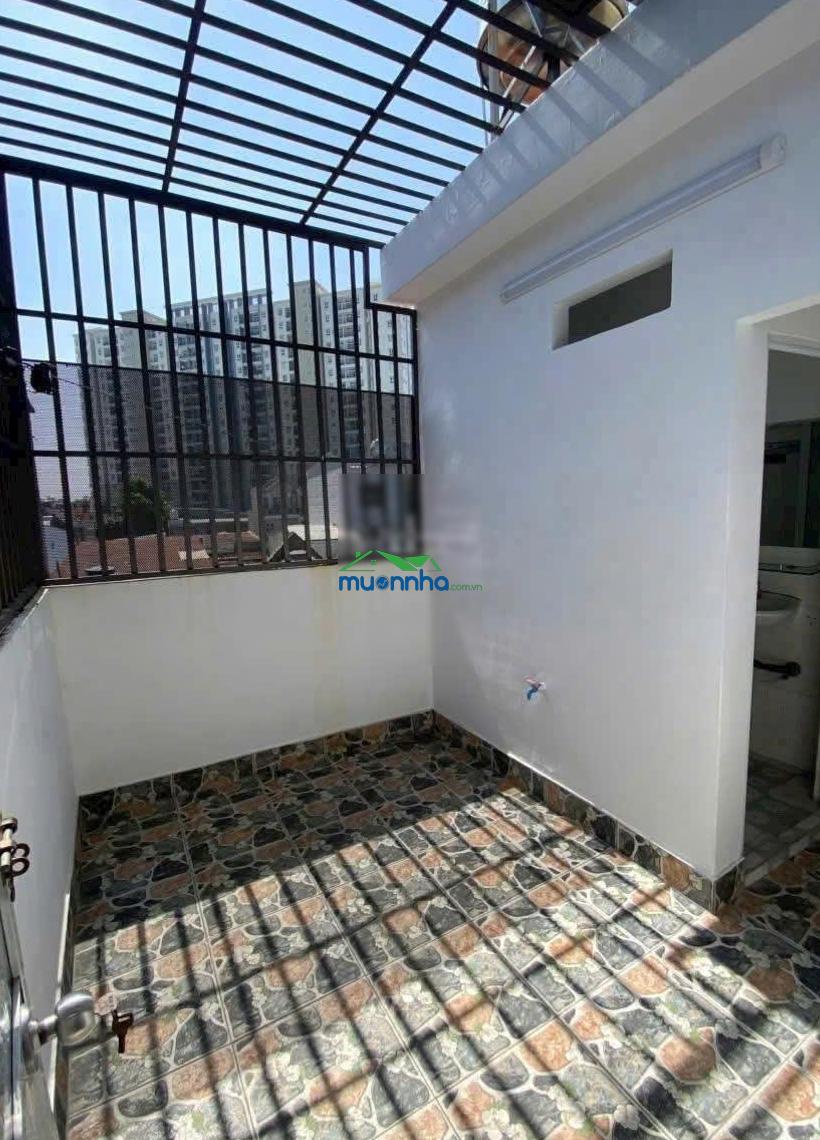 Nhà quận 12 giá chỉ 1 tỷ 870, 1 trệt 2 lầu 4pn, gần chợ & trường học