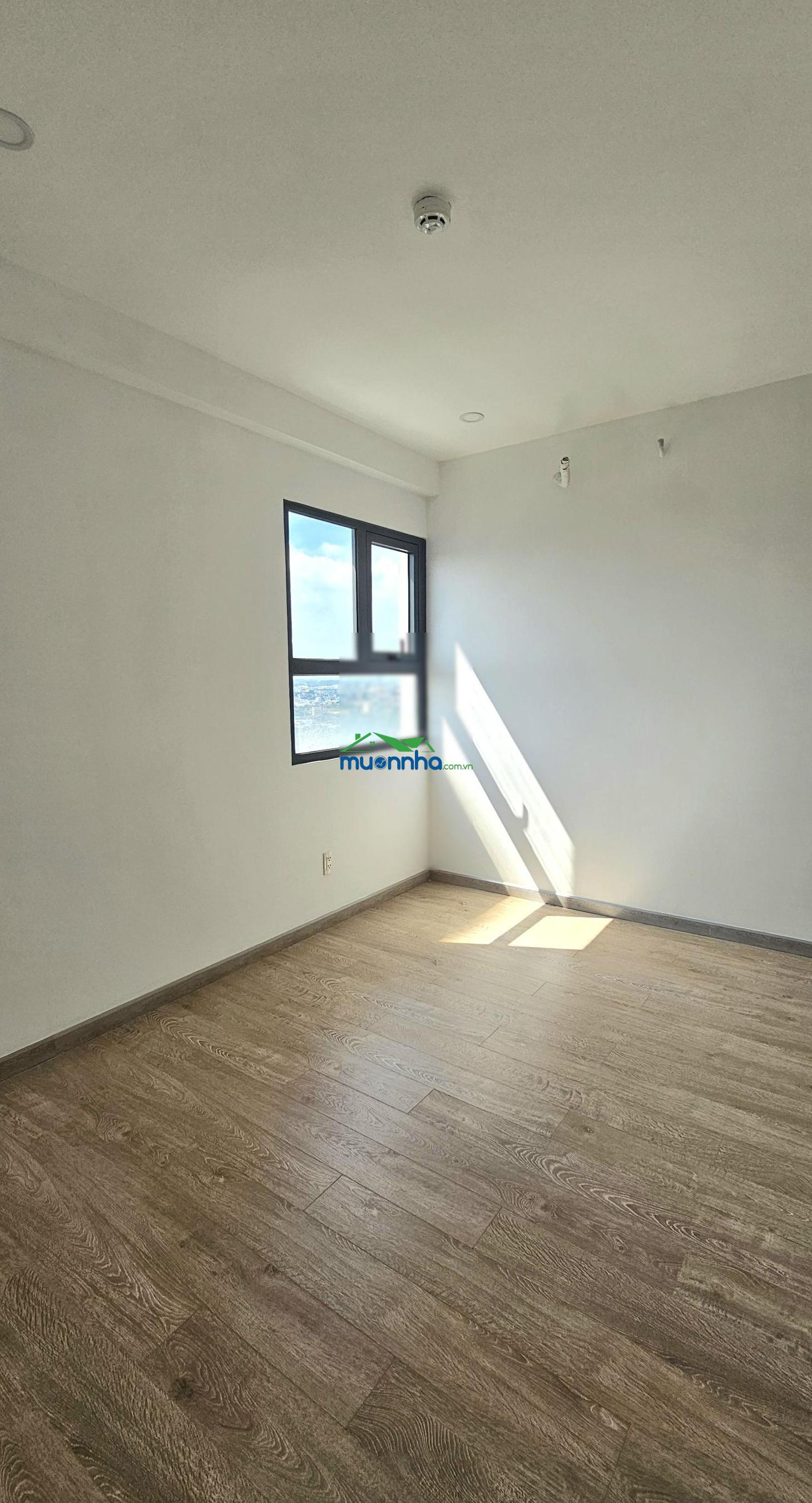 Bán 3pn, 86m2, nhà mới chưa ở. chỉ 32.5tr/m2 full vat, đã hoàn thiện bếp + trần đèn + khóa từ - 3