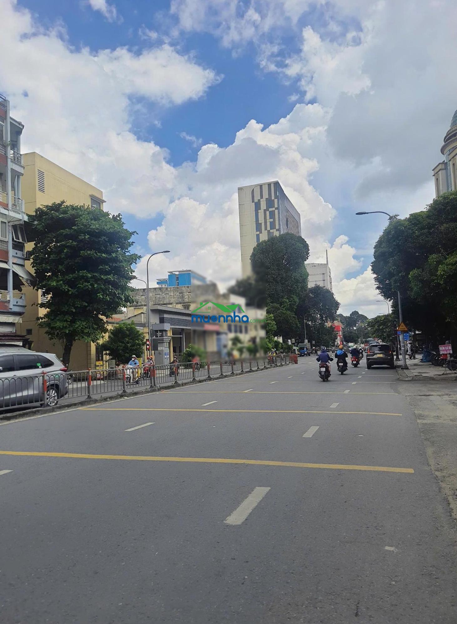 Nhà chính chủ: bán nhà hxh phan đăng lưu pn, 4 tầng, dt: 4x19,5m, giá chỉ 17 tỷ tl - 4