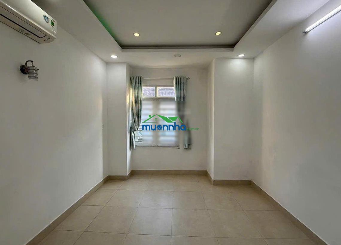 Bán gấp nhà ngang 6m - đường trước nhà 8m - ngay đường hiệp bình- phạm văn đồng cách gigamall 500m