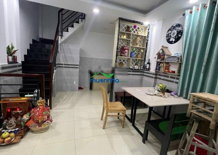 Lê văn sỹ q.3 - mặt tiền cách vài căn - ngang đẹp 4m - 3 tầng - hẻm thông, gần coopmart nhiêu lộc - 3