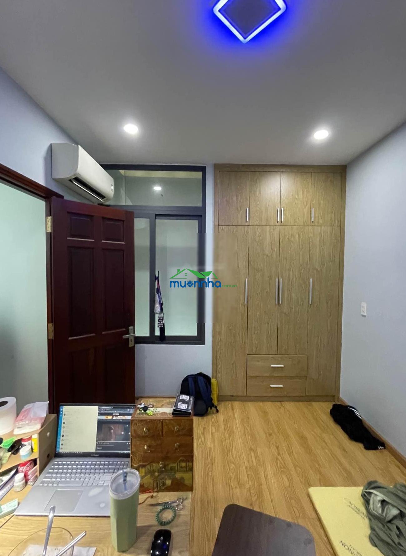 Cần mua nhà tân phú mà giá lại tốt thì ko thể bỏ qua căn nhà này nha chỉ 4ty88 - 56m2 - 3 tầng - 3
