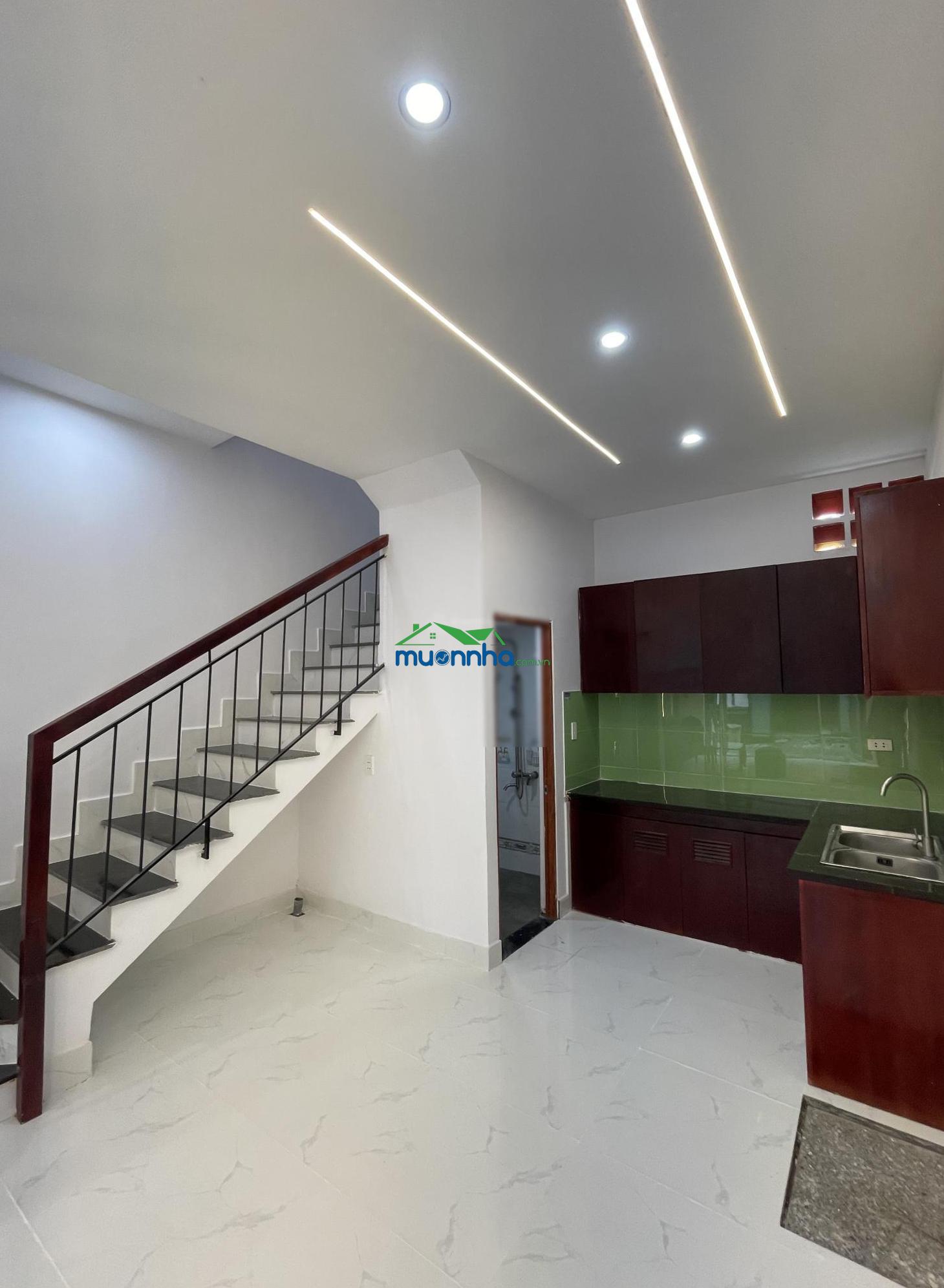 Bán nhà 40m2 giáp đường nguyễn văn bứa khu vực hóc môn