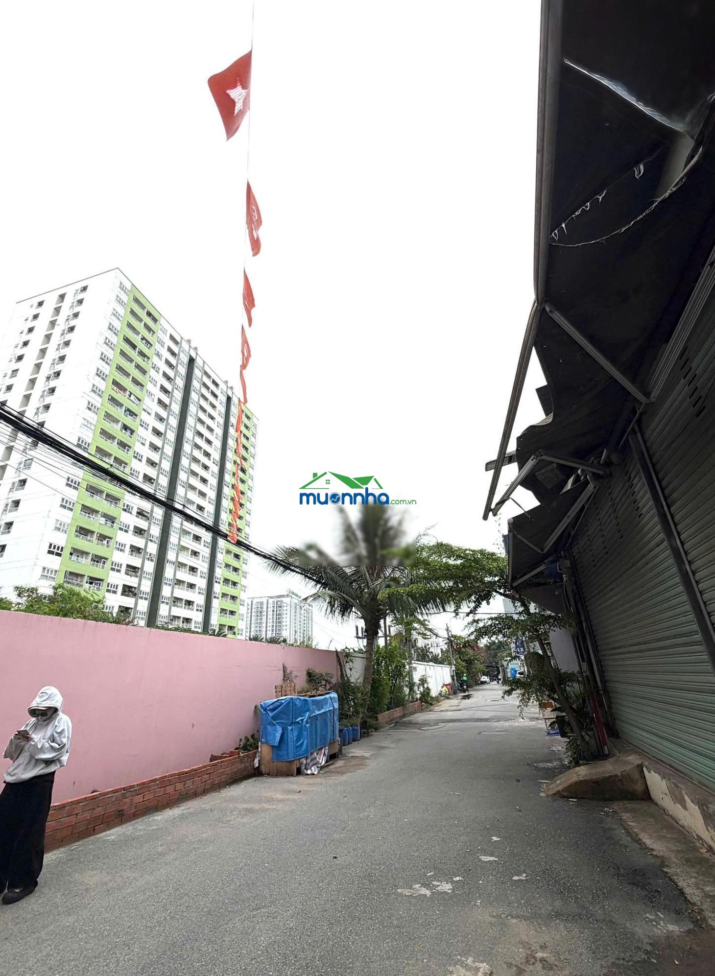 Nhà 3 tầng 70m2 ngang 5.27m - đường nhựa 6m - nằm cạnh nguyễn văn bá và ga bình thái