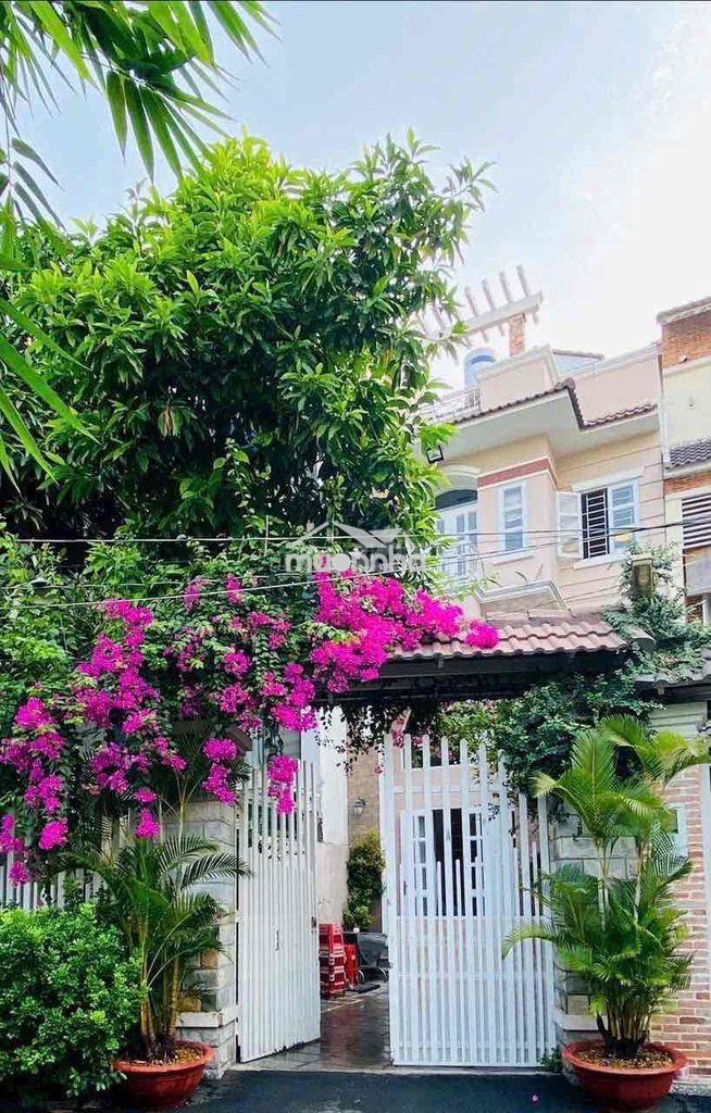 Nhà 1 trệt 2 lầu sân thượng 5,5x18m hẻm xe hơi 793 trần xuân soạn