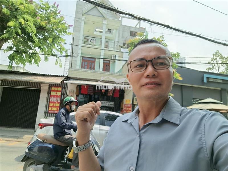 Mt kd - đa nghành - 3 tầng 4pn - gấp bán - nhỉnh 9 tỷ.