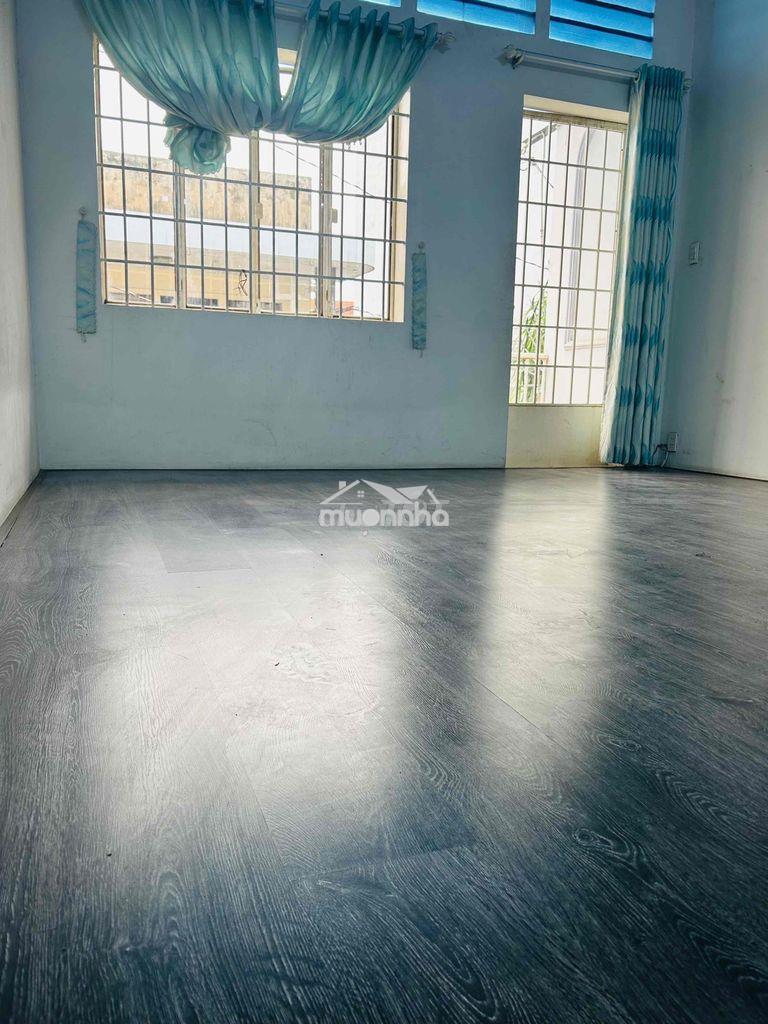 Ở miễn phí tháng 5 (cả điện nước) - nhà nguyễn sáng tân phú 1 trệt 1 l
