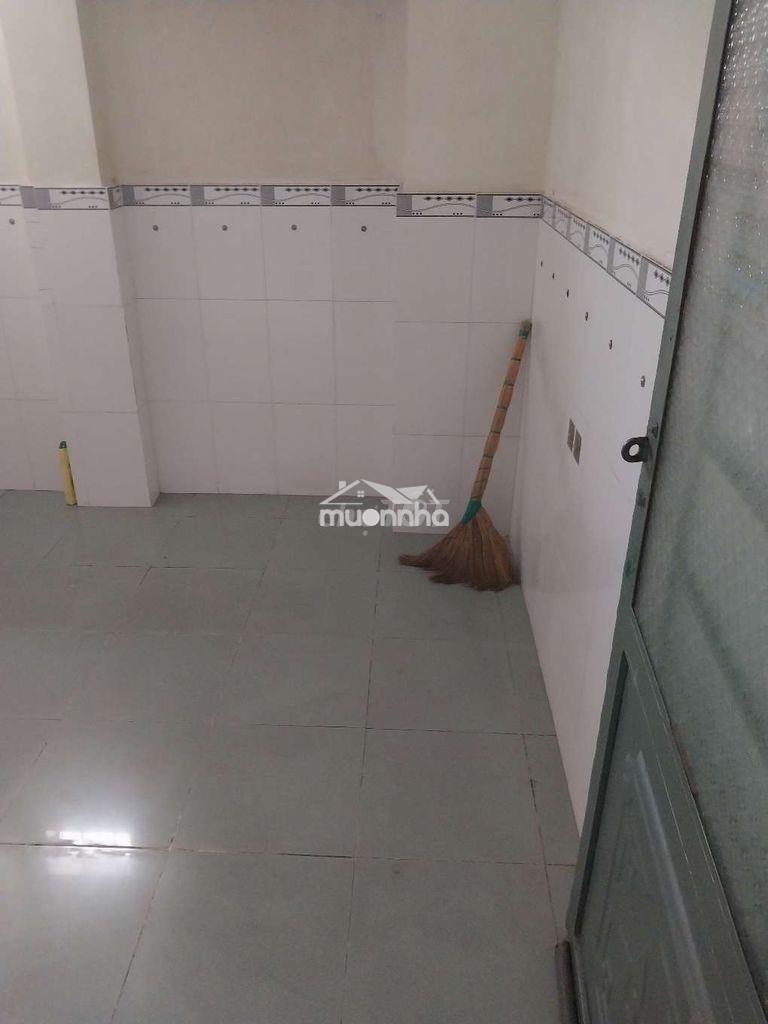 Cho nữ thuê phòng trọ quận 11 - 3