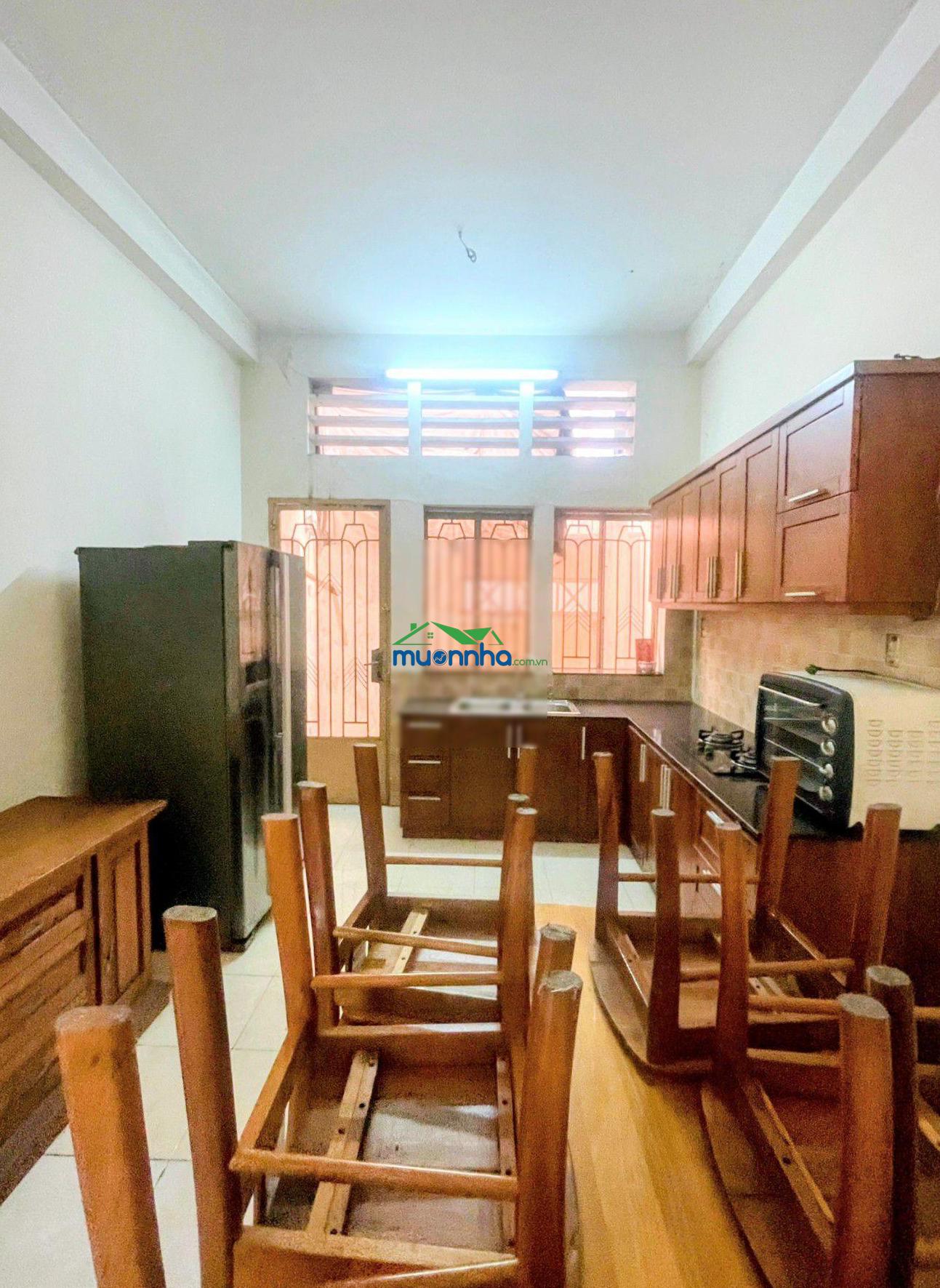 Nhà 3 tầng 80m2, 2 mặt tiền trước sau, nở hậu, có gara riêng, đối diện siêu thị emart phan văn trị - 2