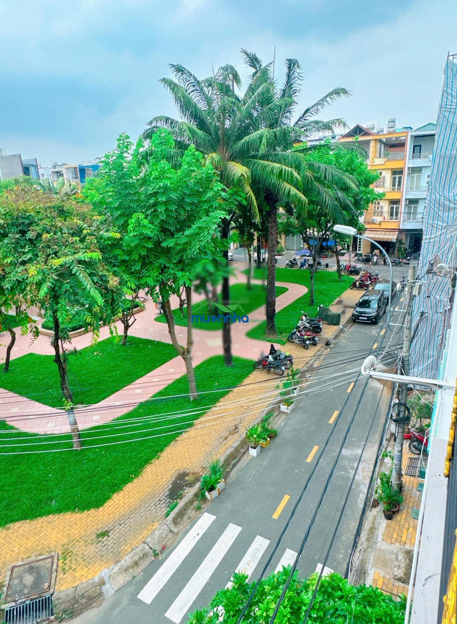 Cần bán gấp nhà mới đẹp view công viên tạ quang bửu - quận 8 - 2