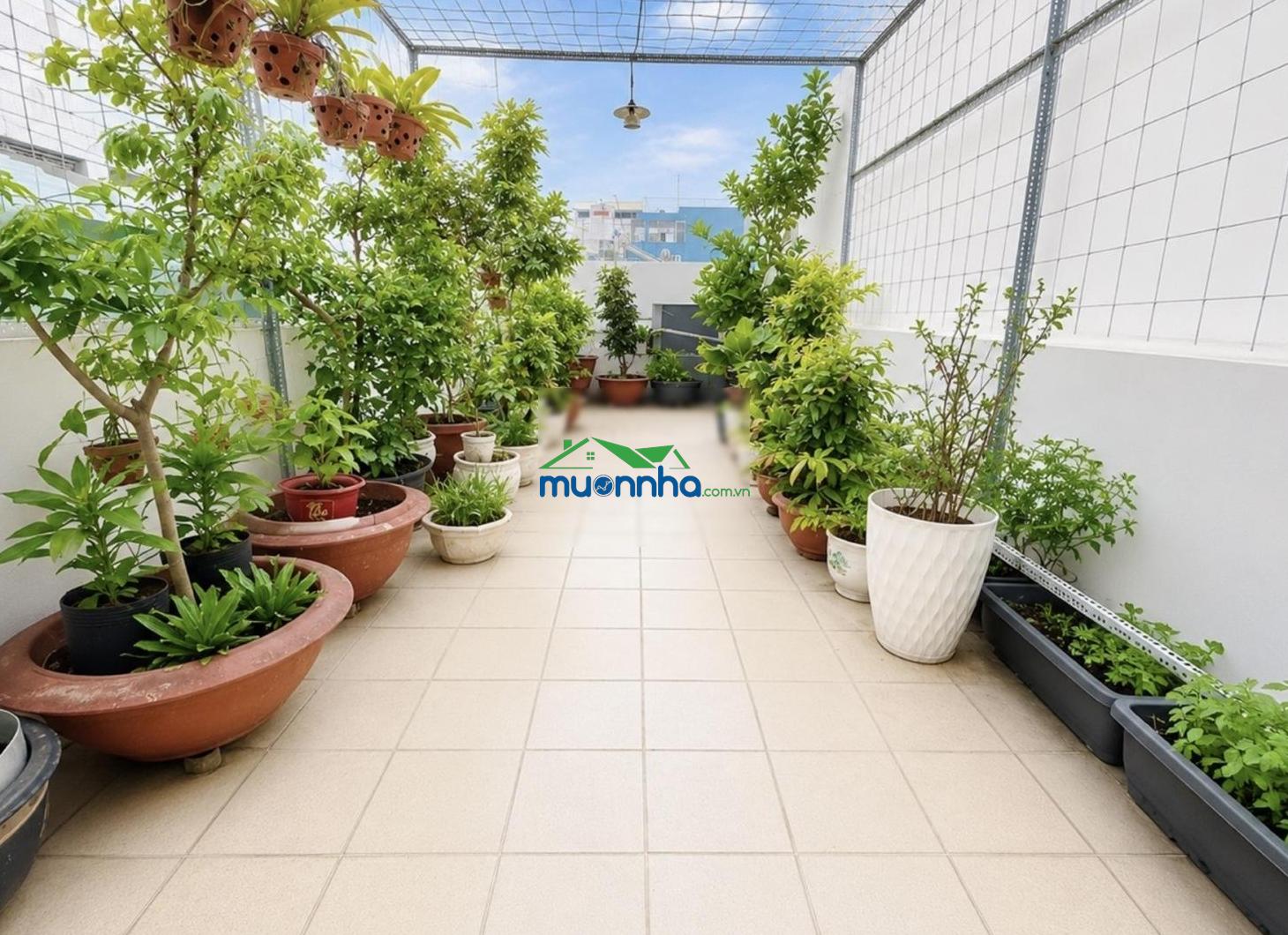 Hẻm xe tải 1 trục - 4 tầng đúc - 56m² - khu phố ẩm thực vạn kiếp - phan xích long - giáp quận 1 - 4