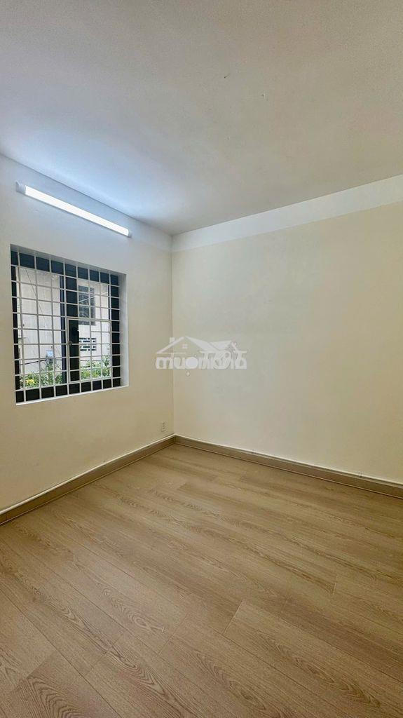 Bán căn góc 2pn chung cư 750/1bis nguyễn kiệm - 40m2 - căn hộ mới - 2