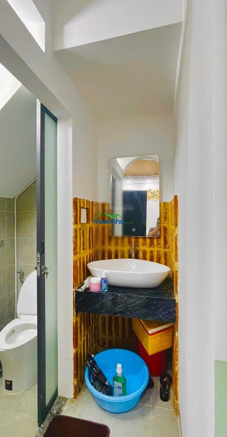 Sát mặt tiền dương bá trạc, 4 tầng, ngang 5.5m, 3 phòng, ko có căn thứ 2 - 2