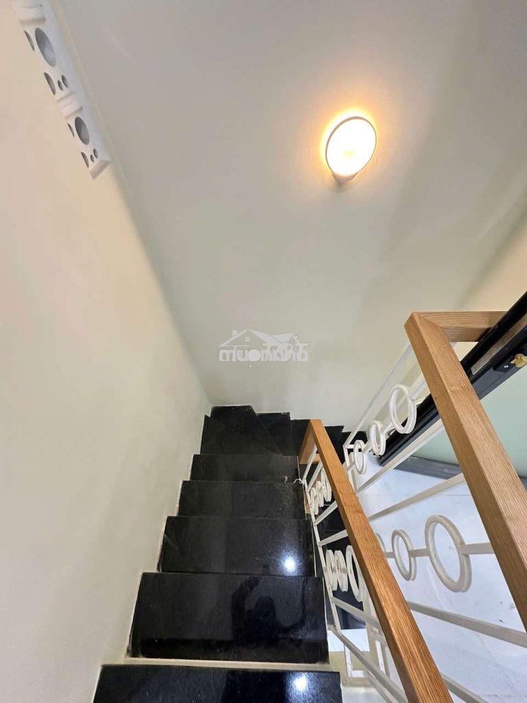 Nhà đẹp hoàn công nở hậu không quy hoạch q4 - 4