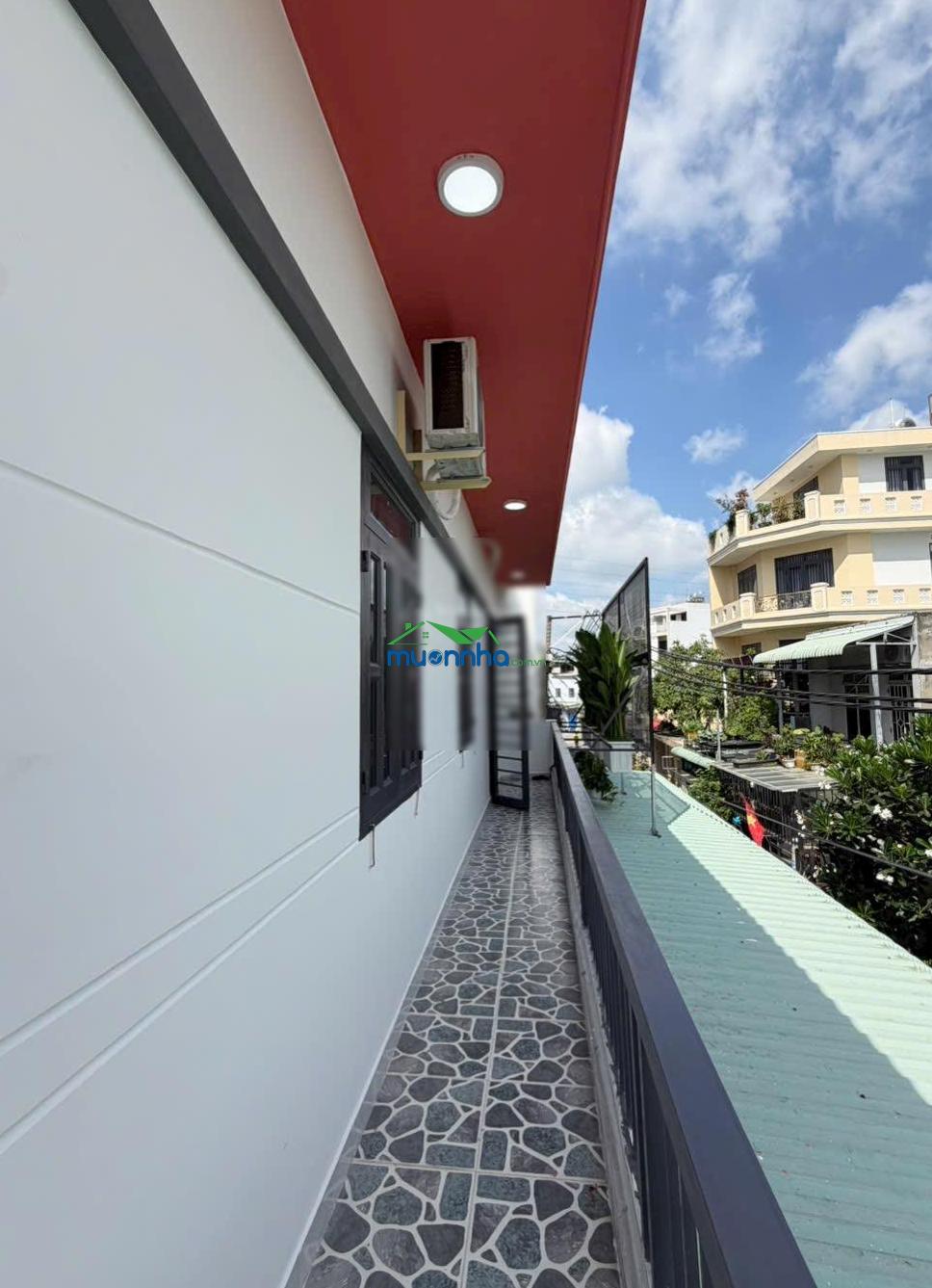 Giá tốt nhà 1 lầu 2 mặt tiền sát ngã tư ga 5.8m x 15m - 77,6m2 - hẻm thông xe hơi, gần hà huy giap - 2