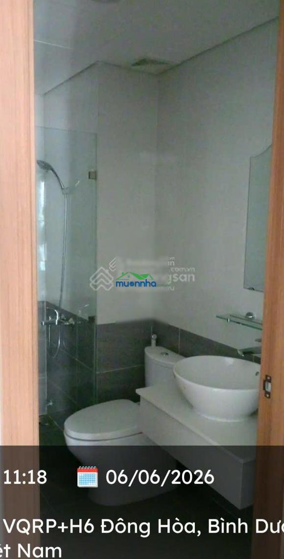 Nhà sổ hồng tầng cao (15.24), 2pn2wc giá 2tỷ394, gần làng đhqg hcm, view hồ bơi - dễ cho thuê - 3