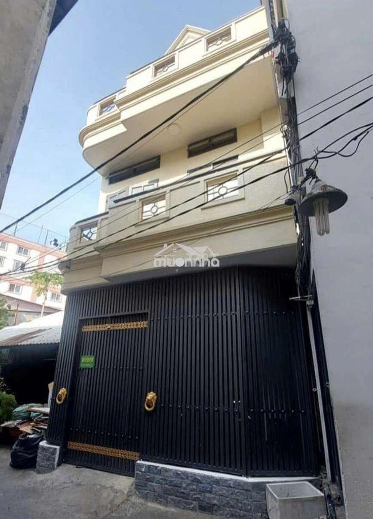 Nhà cần bán dt 4,5x17 đúc trệt 2 lầu .