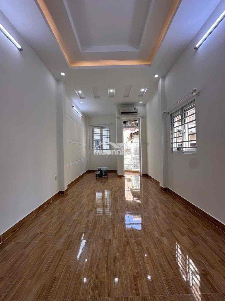 Nhà lô góc trần đình xu q1 - 4 tầng btct - hoàn công đủ -  6 tỷ 6