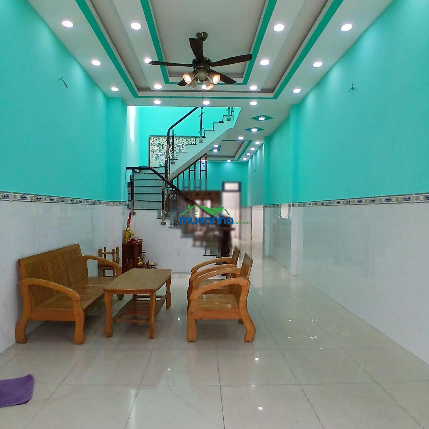 5 tỷ 700 thương lượng, nhà 2 tầng, diện tích: ngang 4 mét x dài 15 mét