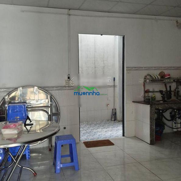 Chỉ 2,55 tỷ có ngay căn nhà 110m2 - nằm ngay gần trục đường dương công khi, hóc môn - 2