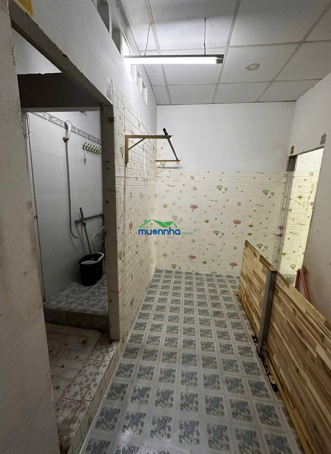 Nhỉnh 6 tỉ có nhà 2 tầng 40m2,pk lớn + 2pn - hẻm xe hơi vf3 - ngay xô viết nghệ tĩnh -gần đh hutech - 2