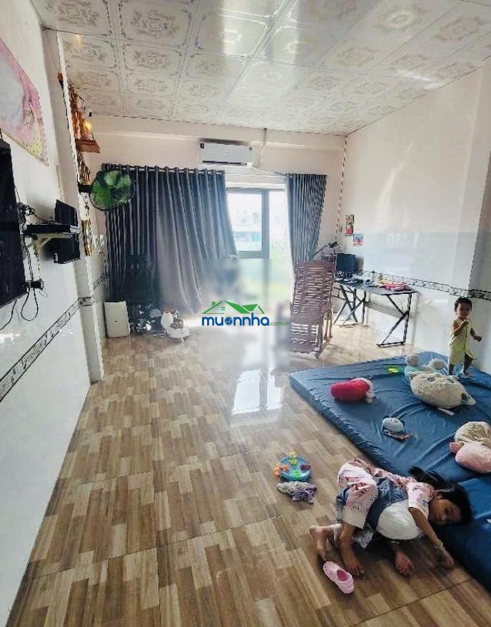 Mặt tiền đường 7m nhà 3 tầng chỉ 5.29 tỷ lê thị riêng, thới an, quận 12 dt: 4.5 x 1