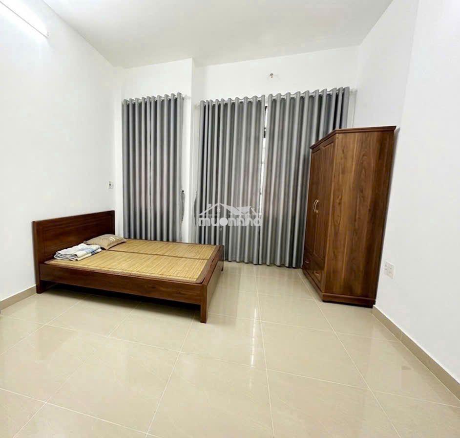 Giá tốt cho chủ mới: 2t x 48,2m2 nhà đẹp - xh đỗ cửa ra nơ trang long. - 3