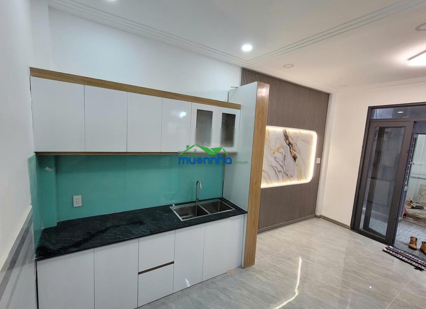 Bán nhà mới xây ngay bv q12, đường dương thị mười - q12