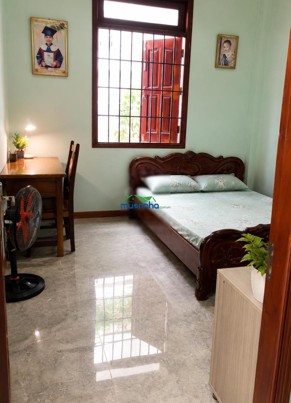 Bán nhà cạnh công viên huyện, dt 162m ngang 9m, đường 16m có vỉa hè, giá 9 tỷ nhỉnh - 3