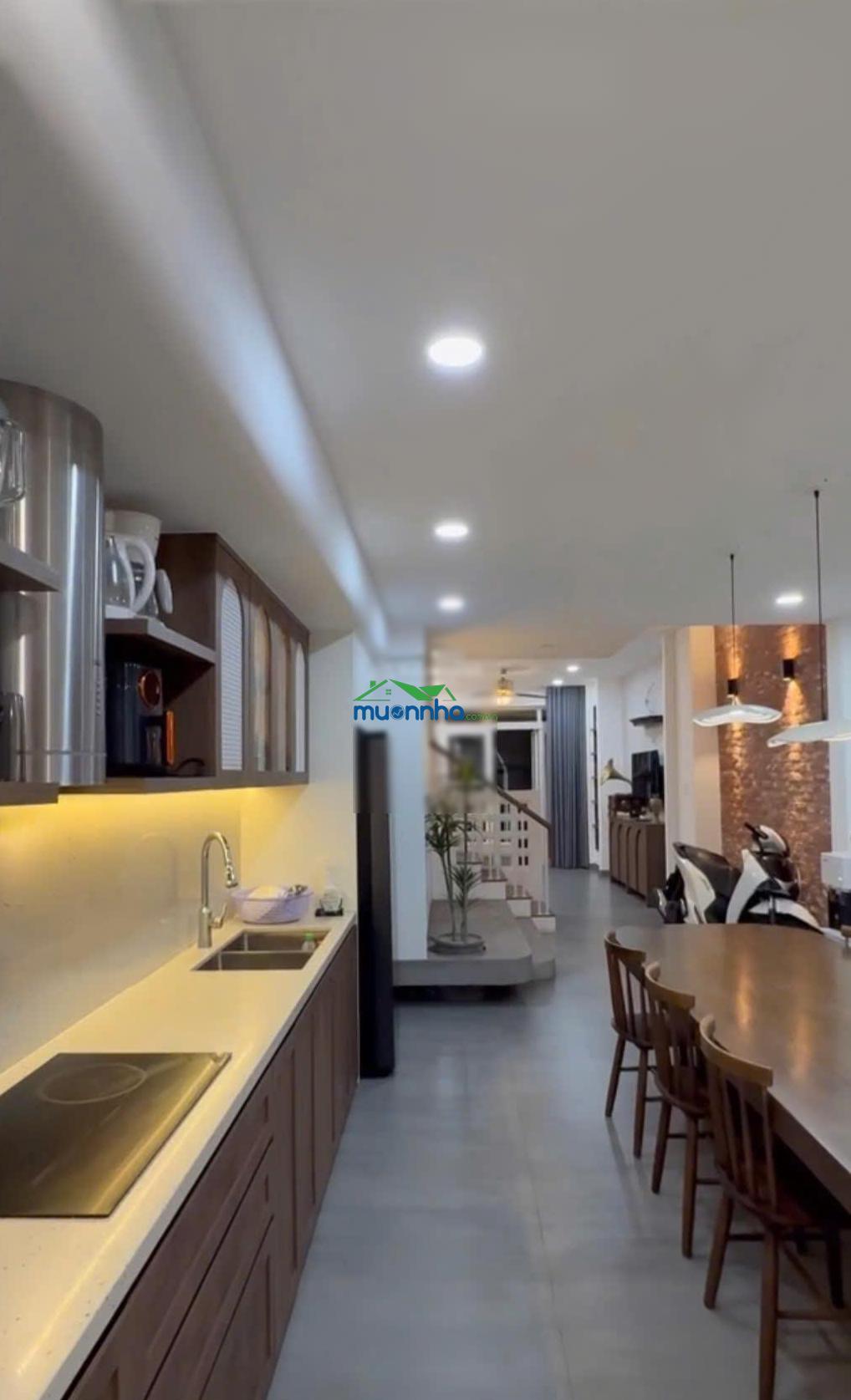 Nhà cực đẹp tân sơn nhì xe hơi đậu cửa chỉ 9.6 tỷ