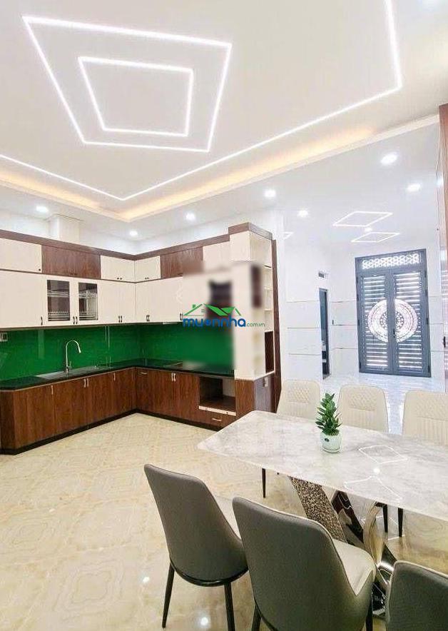 Hiếm. 4x15m. 4 tầng. chỉ 4t9. 8m thông. nhà mới hương lộ 2. lê văn quới. bình t.đông. q. bình tân.
