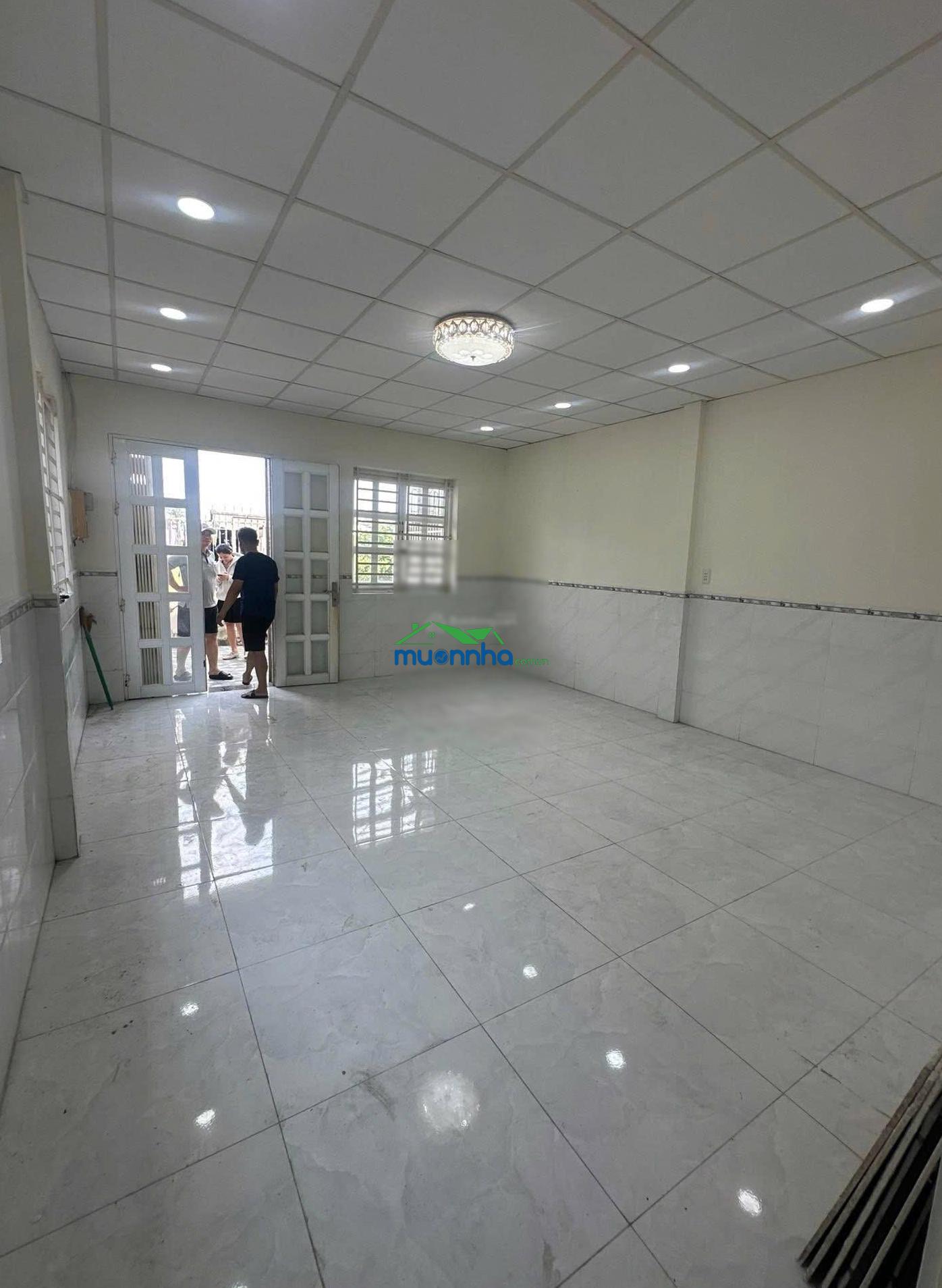 Nhà 82m2 trệt + gác lửng xã tân quý tây bình chánh