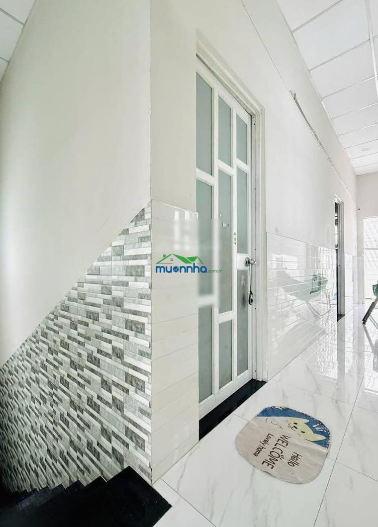 Nhà 2 tầng 77m ô tô đỗ cửa cách mặt tiền bùi văn ngữ 30m gần chợ hiệp thành, quận 12. - 3
