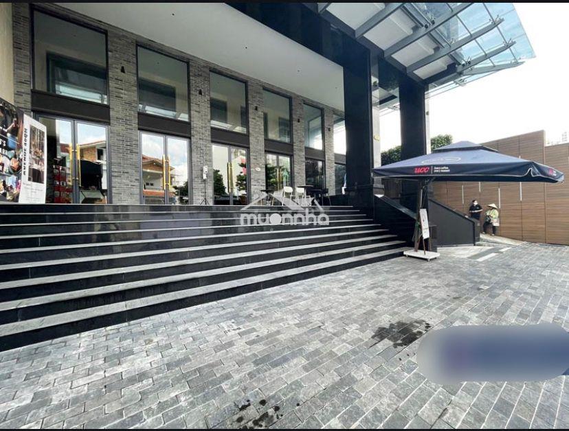 Toà nhà office phường thảo điền q.2 - 2