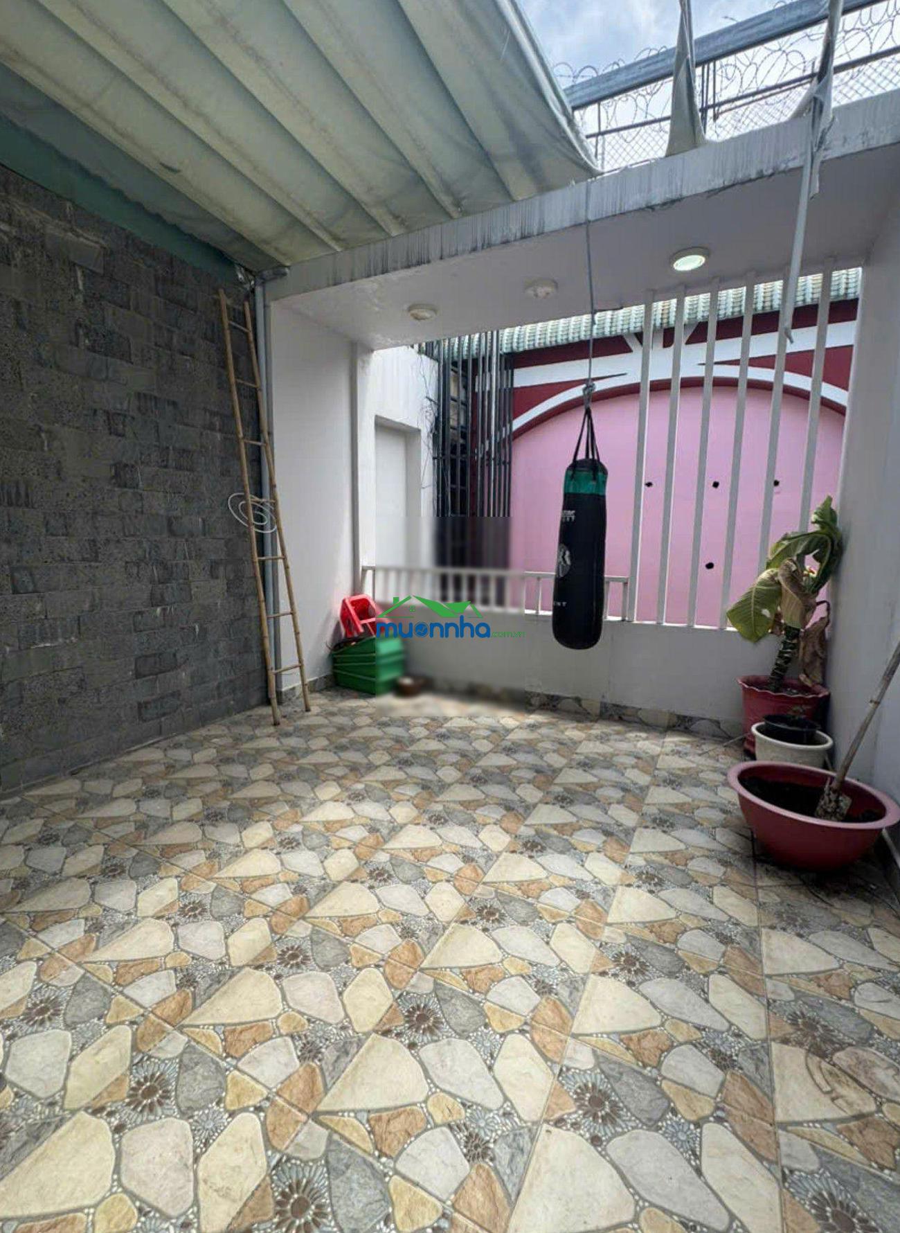 Căn hộ dv 100m2. 6 phòng cho thuê 24tr/tháng. hàng xóm phú mỹ hưng quận 7. giá 7,8 tỷ tl - 3